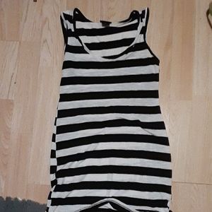 Rue 21 black and white tank